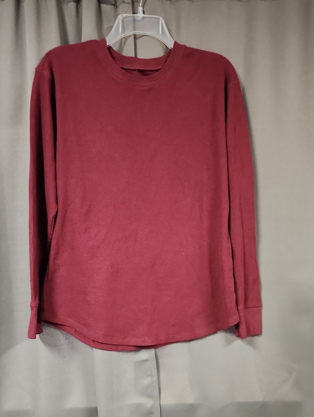 Time and Tru Crewneck Waffle Knit Top - Burgundy